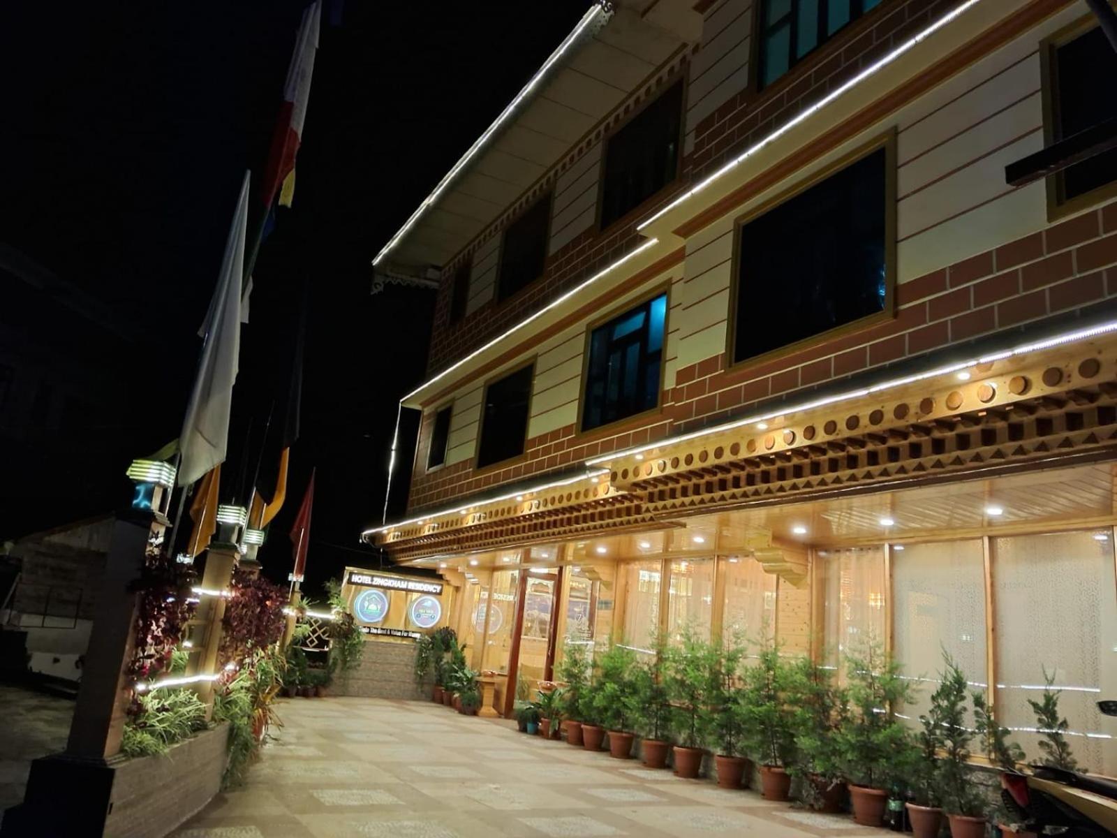 Hotel Zingkham Residency Gangtok Eksteriør billede